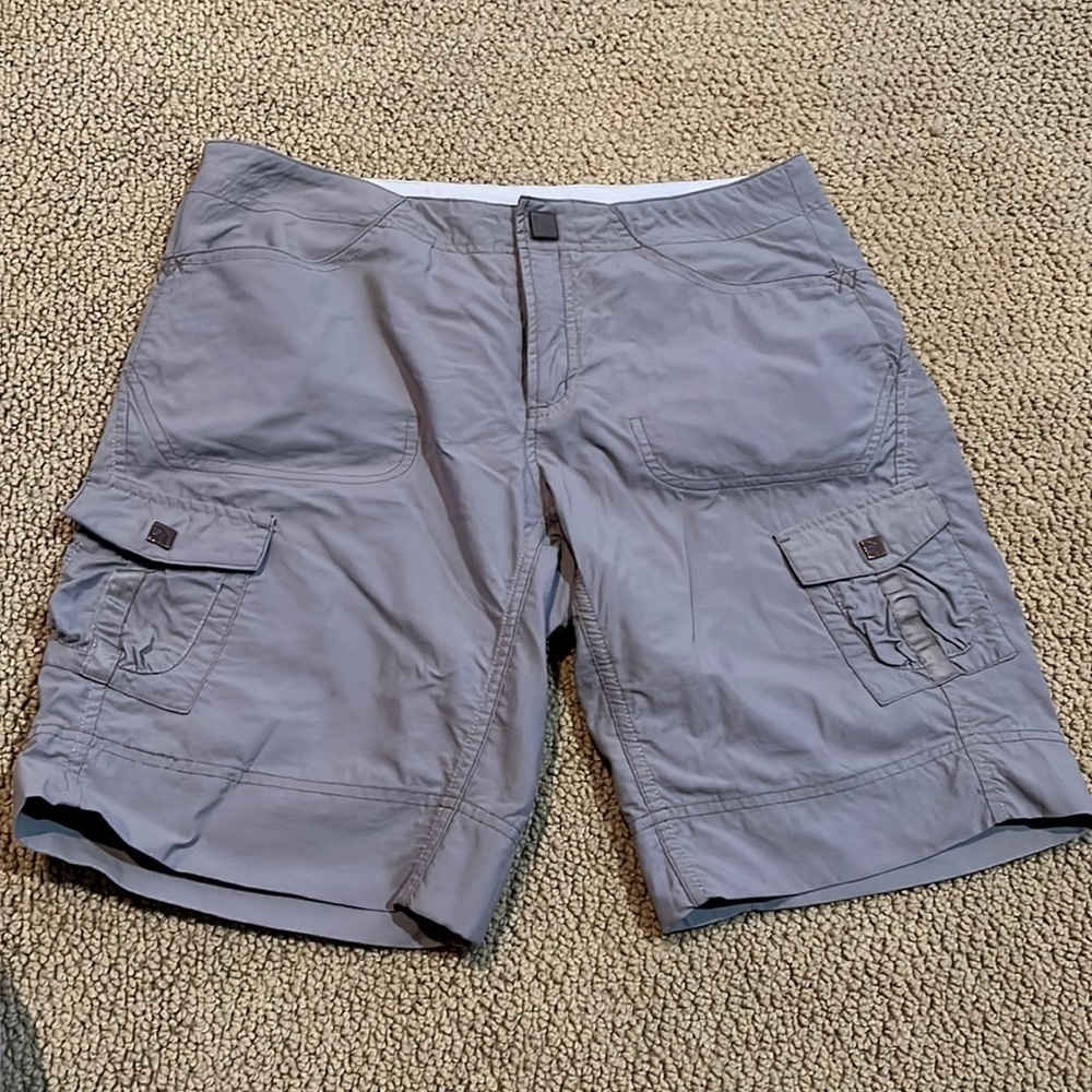 Cute shorts with lots of pockets. Not too short not too long.